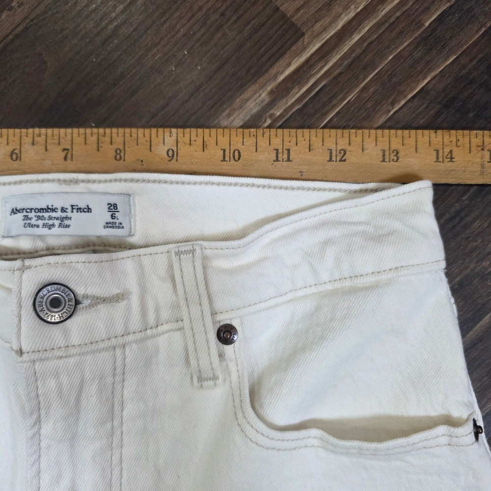 Abercrombie & Fitch White Straight Leg Jeans - Picture 4 of 9